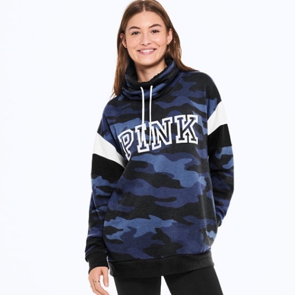 NEW Victoria’s Secret PINK Small Camo Sherpa Lined Hood Campus Pullover Hoodie NEW Victoria’s Secret PINK Small Camo Sherpa Lined Hood Campus Pullover Hoodie